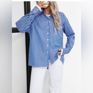 NWT Blue And White Striped Women’s Button Up Shirt Size M